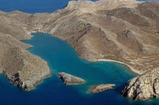 Κίνδυνοι από το «ξεγύμνωμα» του ΟΦΥΠΕΚΑ
